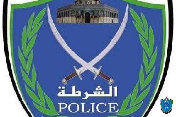 شرطة جنين تلقي القبض على شخصين صادر بحقهم مذكرات قضائية لعدم دفع الدين البالغ حوالي 100،000 شيكل